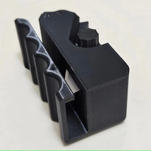 Carregar imagem no visualizador da galeria, Cortador de Papelão para Arranhadores de Gatos