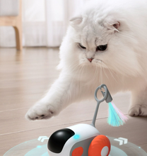 Carregar imagem no visualizador da galeria, Brinquedo Carrinho com Controle Remoto para Gatos
