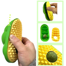 Carregar imagem no visualizador da galeria, Escova Massageadora com Bolinha de Catnip
